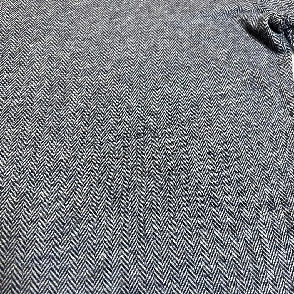 Banana Republic Men's Luxury Touch Crewneck Standard Fit Shirt Size L Cotton